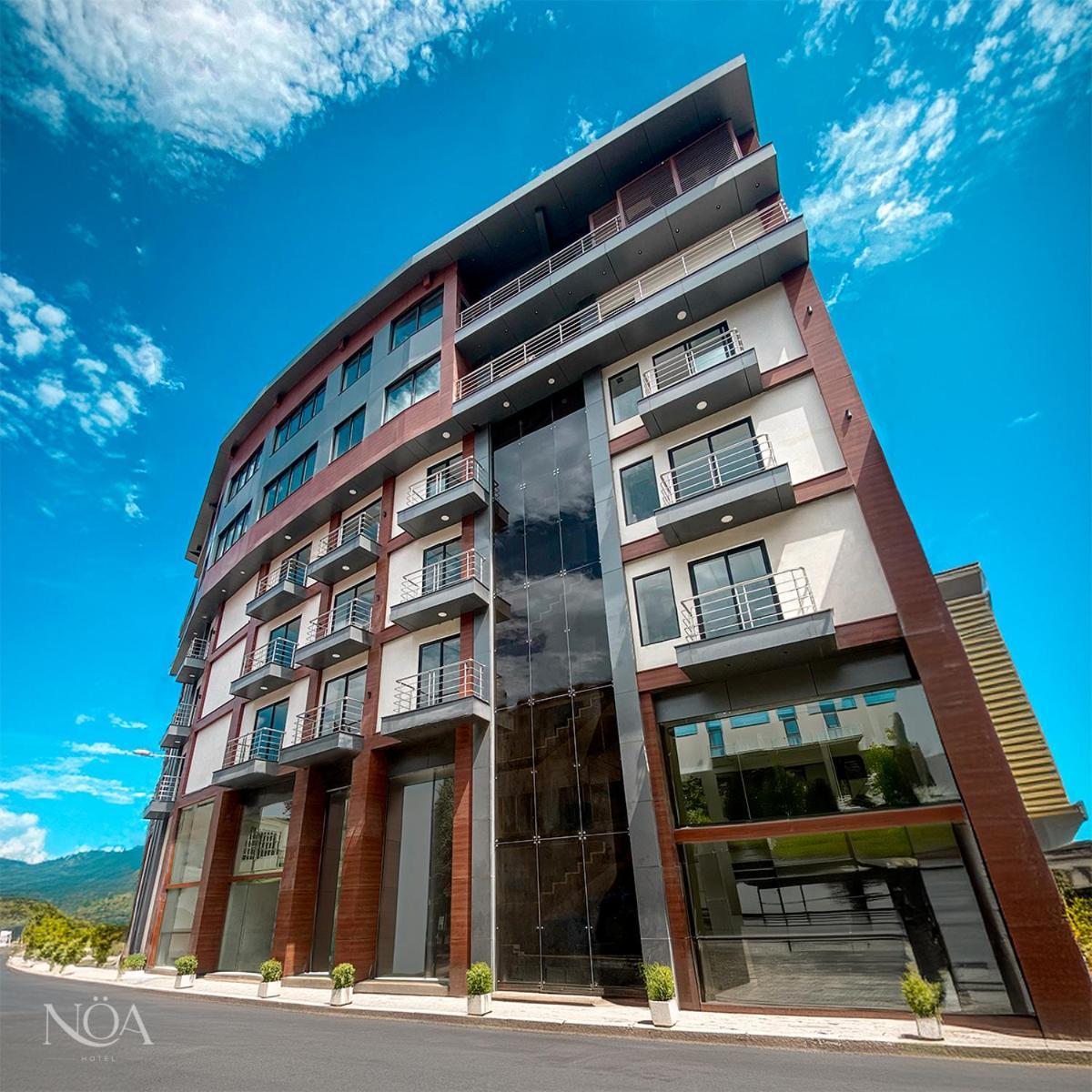Noea Hotel Pinas Exterior foto